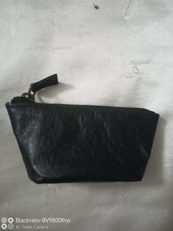 Boat style coin purse